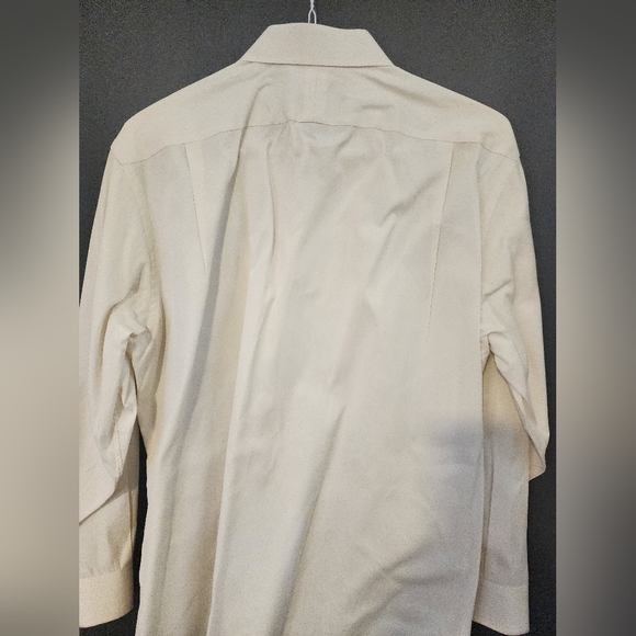 Jos. A. Banks Pinpoint Shirt, Men's size 16 1/2 Cream Color Dress Shirt - Picture 6 of 8